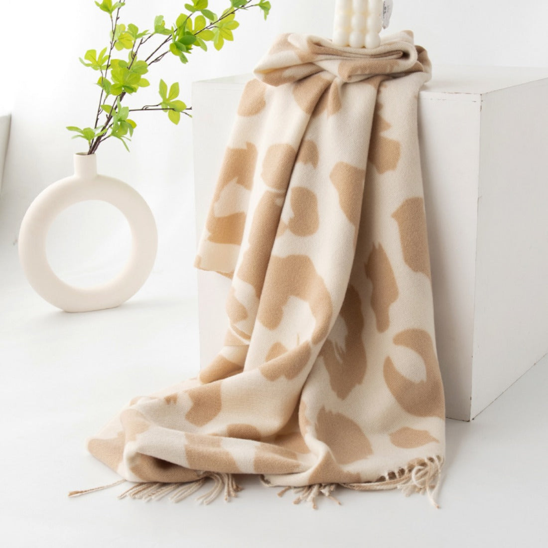 Scarvii - Vintage Tassel Milk Pattern Scarf