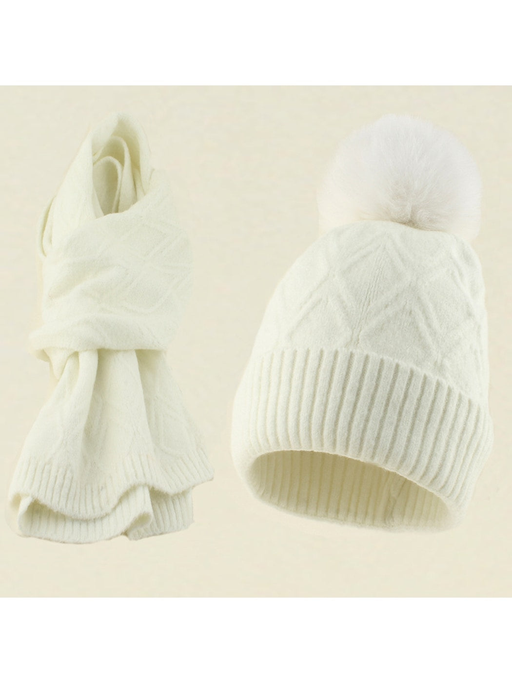 Haila - Women's Winter Scarf and Hat Set