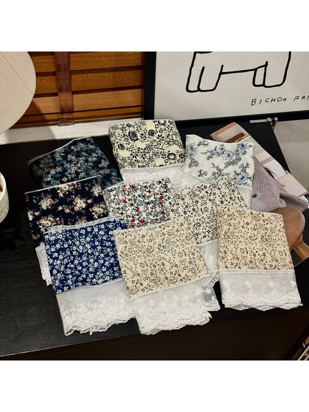 Scarvii - Floral Print Lace Trim Narrow Scarf