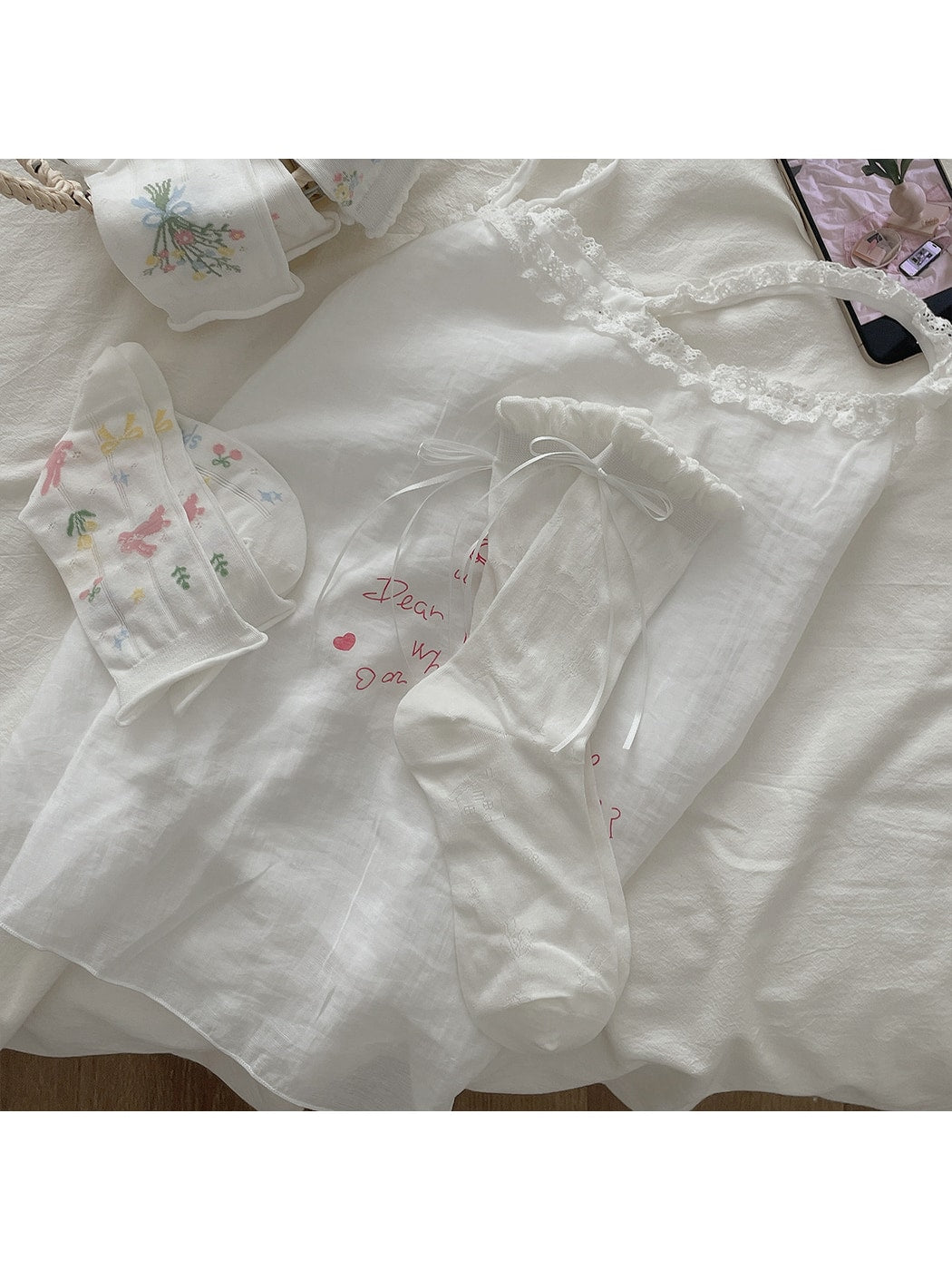 Rufia - Ruffle Cuff Floral Pattern Crew Socks