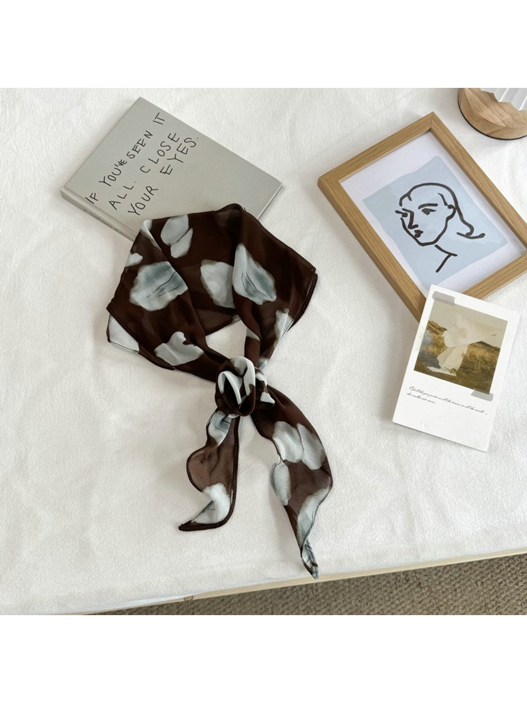 Scarvii - Vintage Style Floral Print Neck Scarf