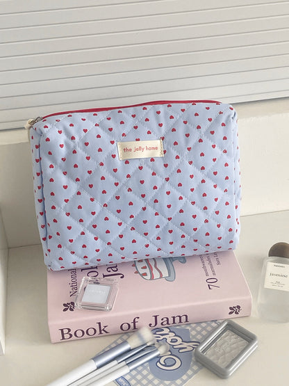 Cosbai heart quilted makeup bag showing and interior