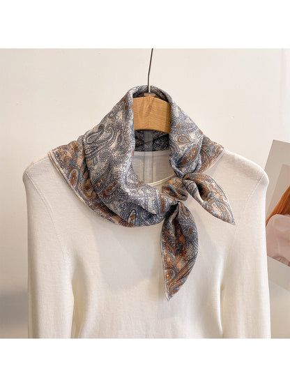 Scarvii - Vintage Inspired Paisley Pattern Square Scarf
