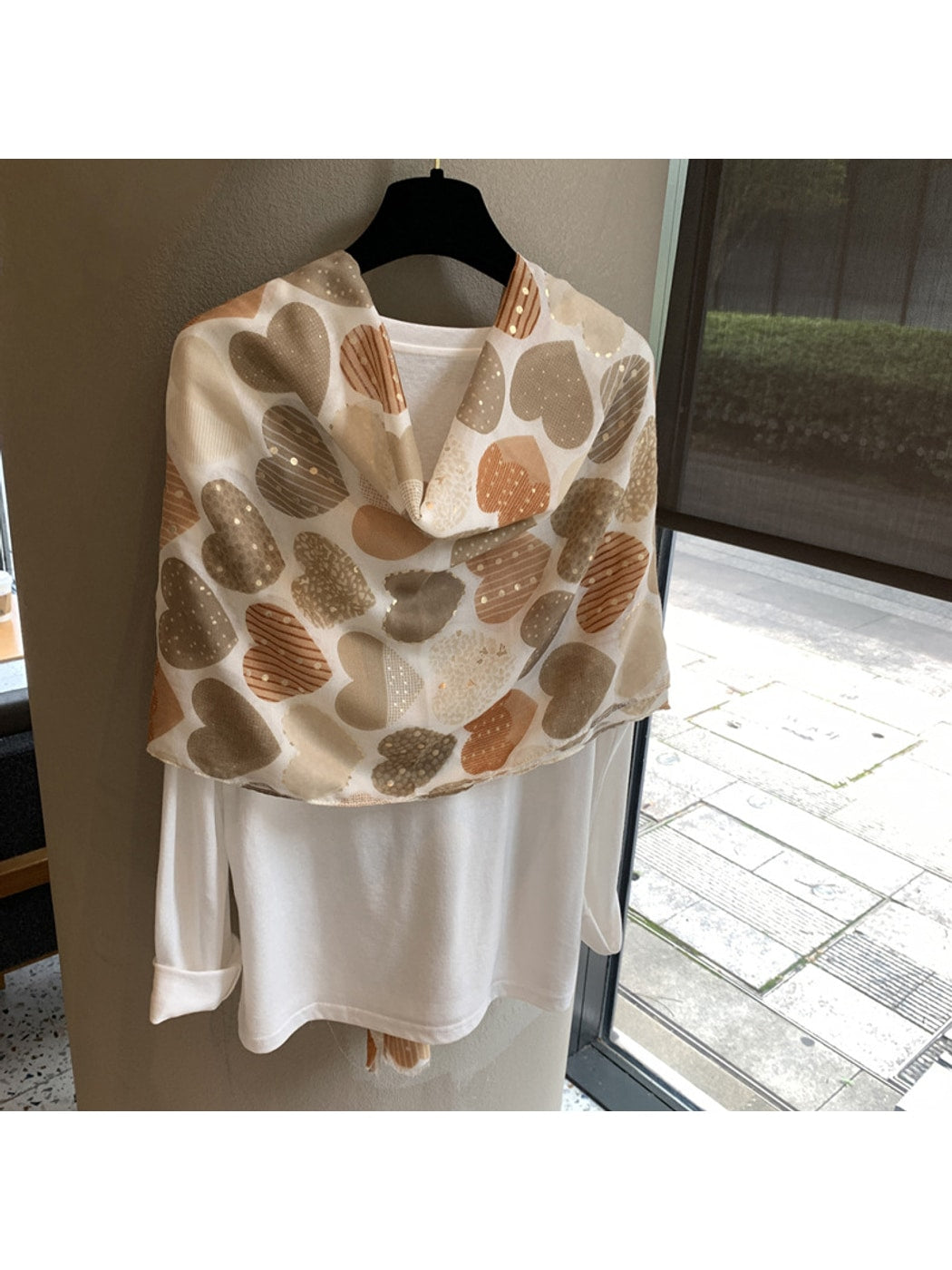 Scarvii - Minimal Heart Pattern Printed Shawl Scarf