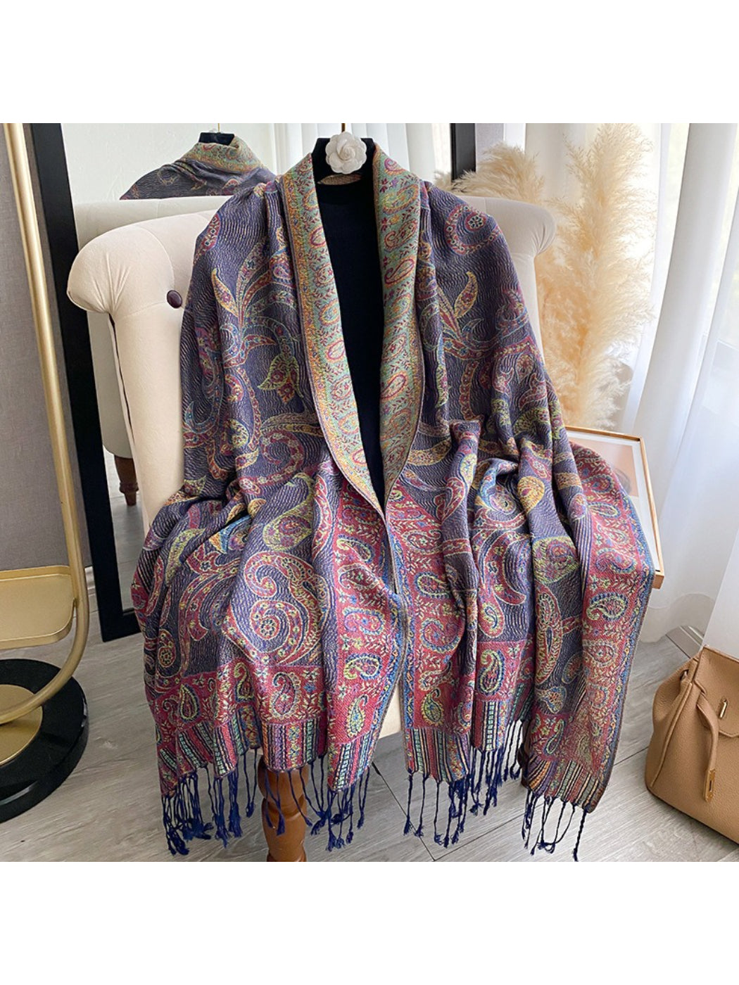 Scarvii - Elegant Paisley Fringe Scarf