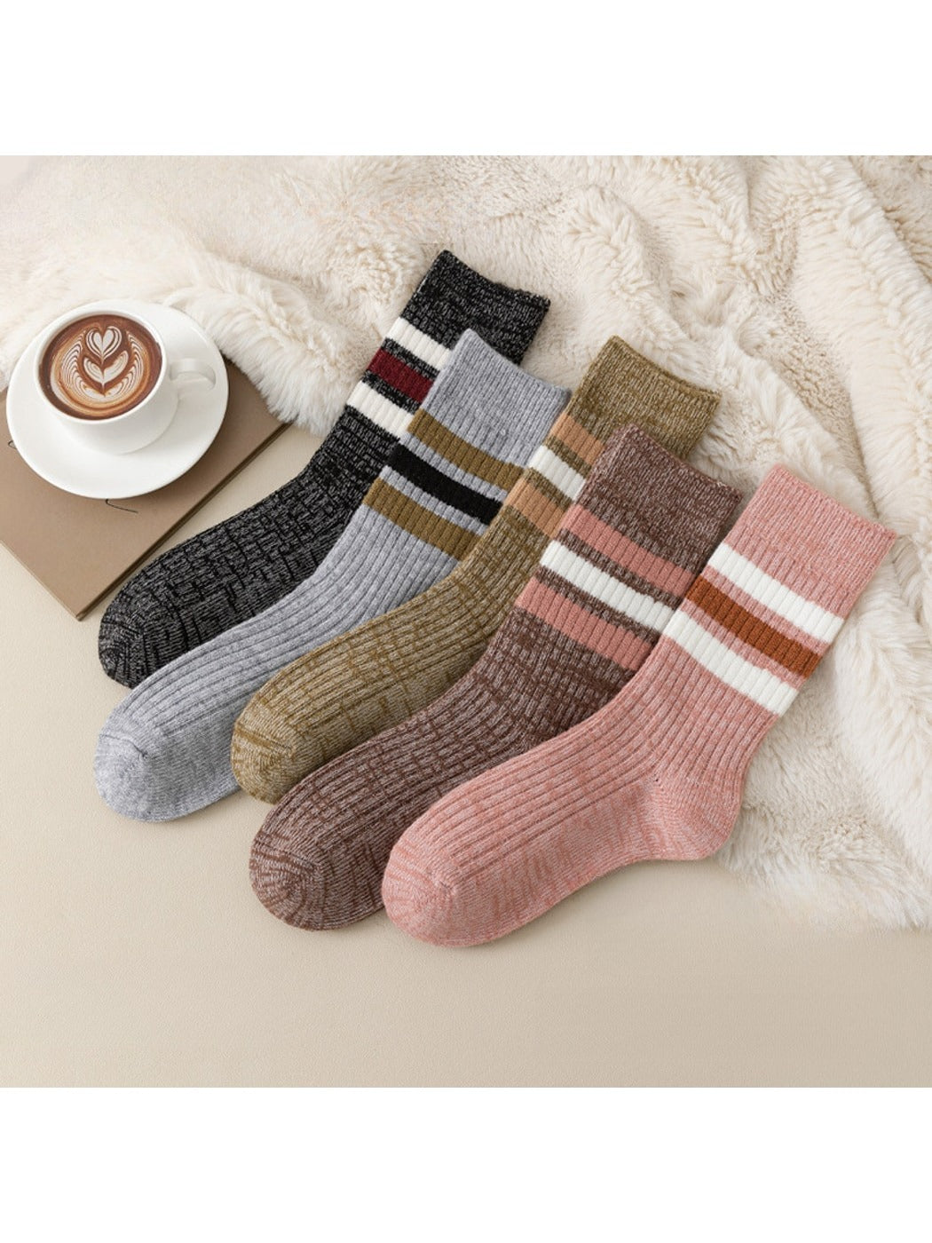 Rufia - Simple Triple Stripe Casual Crew Socks