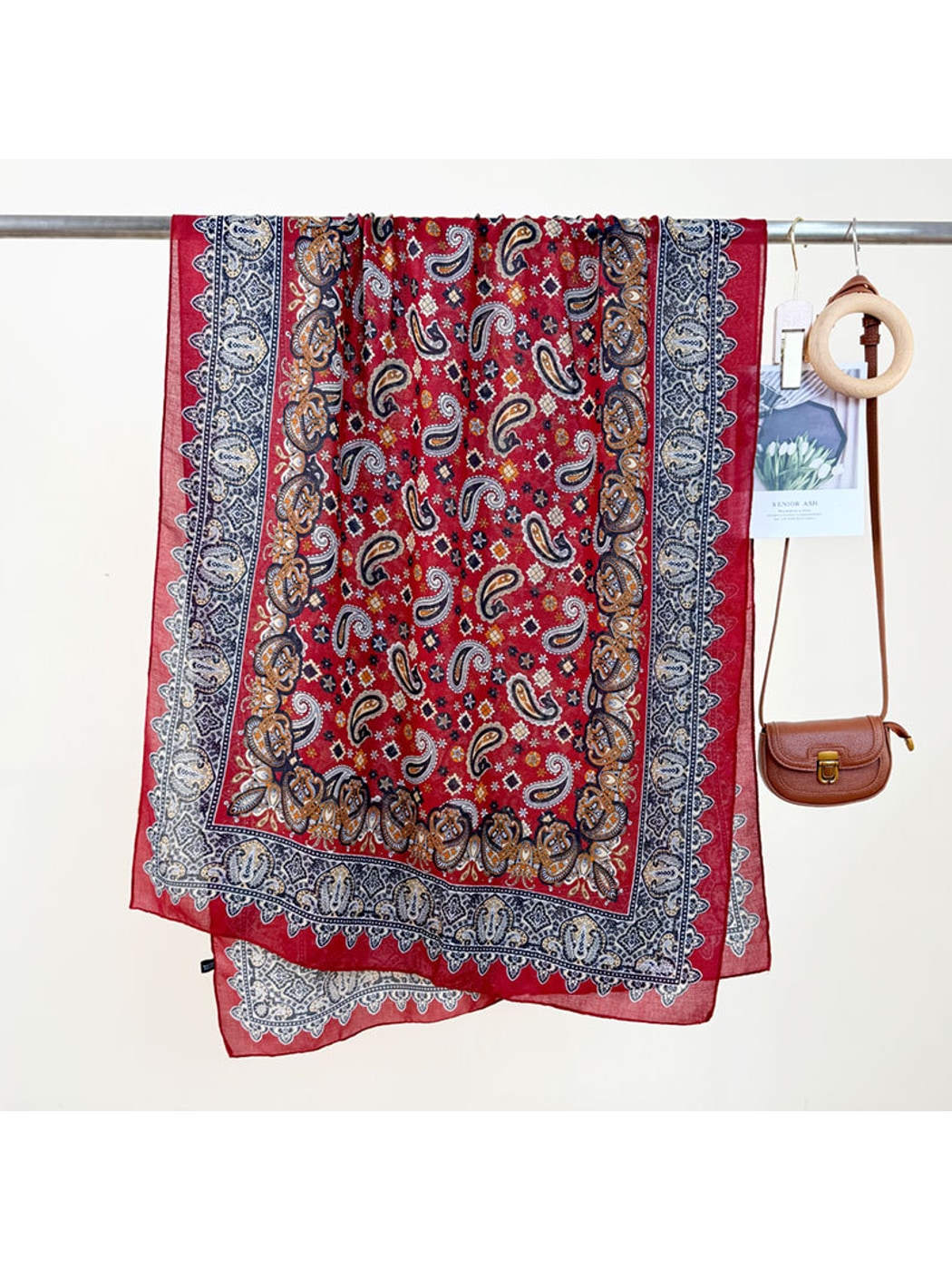 Scarvii - Lightweight Paisley Border Shawl