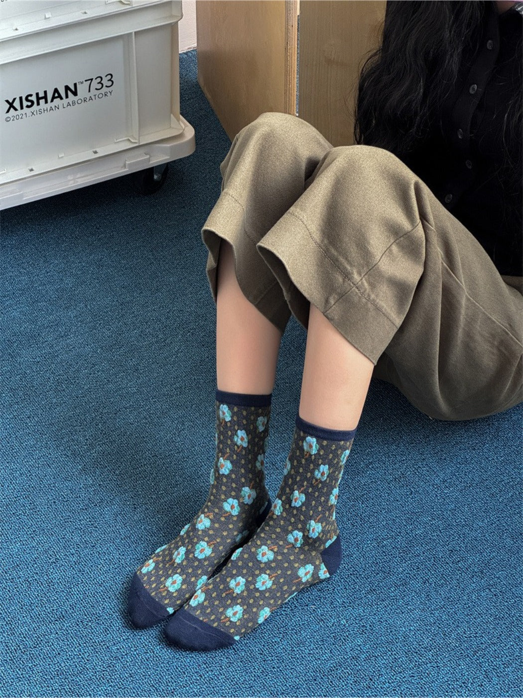 Rufia - Dotted Garden Floral Crew Socks