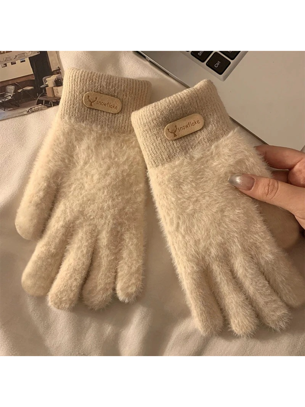 Gloving - Fuzzy Texture Ribbed Cuff Gloves