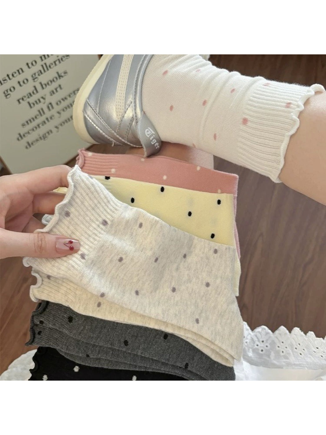 Rufia - Ruffle Cuff Polka Dot Ankle Socks