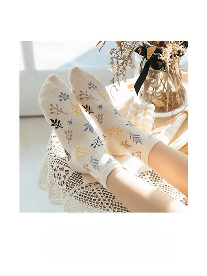 Rufia - Scattered Leaf Motif Knit Crew Socks