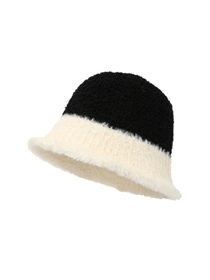 Haila – Two-Tone Fuzzy Winter Bucket Hat