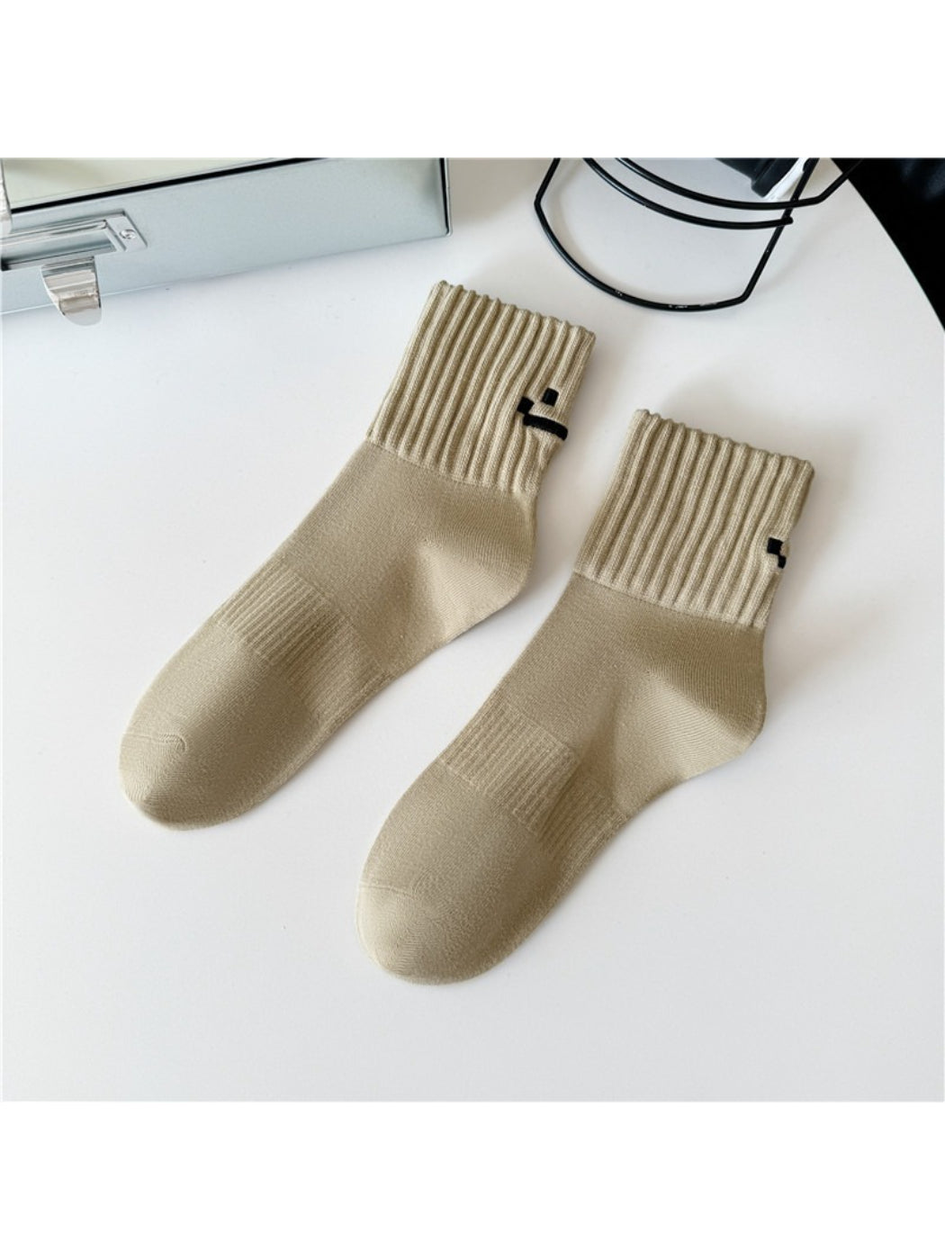 Rufia - Simple Smile Pattern Socks product image 8