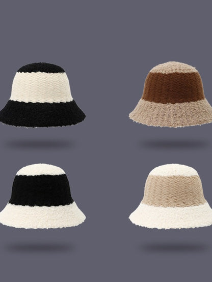 Haila – Two-Tone Fuzzy Bucket Hat