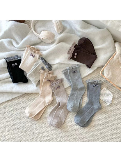 Rufia - Solid Color Bow Detail Casual Crew Socks