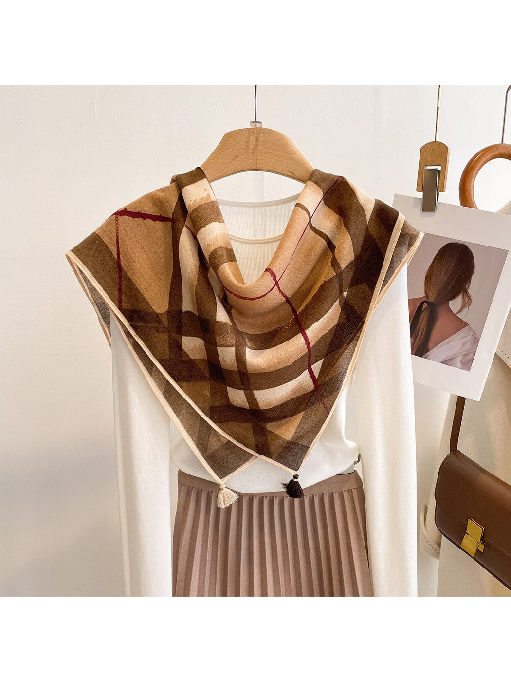 Scarvii - Vintage Diagonal Plaid Print Square Scarf