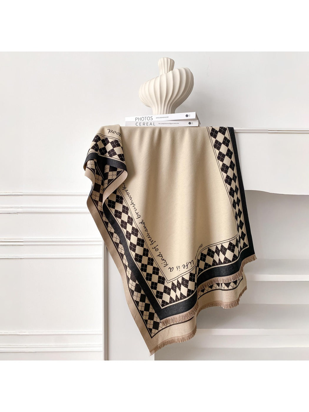 Scarvii – Elegant Checkered Winter Scarf
