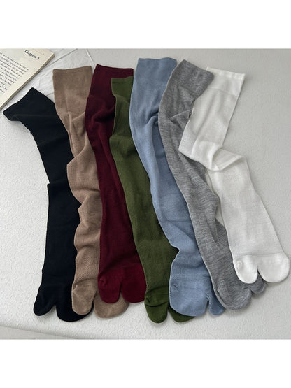 Rufia - Minimal Mid-Calf Split Toe Socks