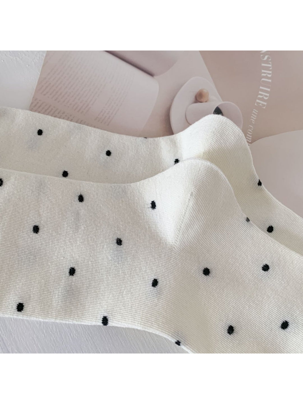 Rufia – Lace Mid-Calf Socks with Polka Dot