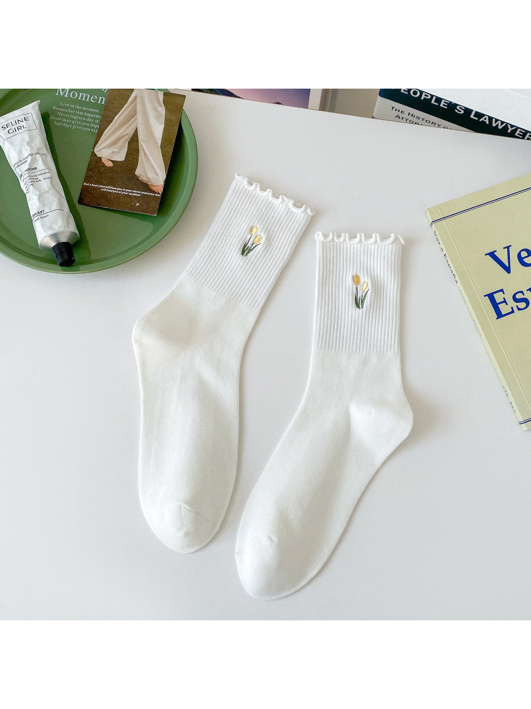 Rufia - Tulip Embroidered Lettuce-Edge Crew Socks product image 5