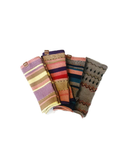 Gloving - Patterned Knit Fingerless Gloves