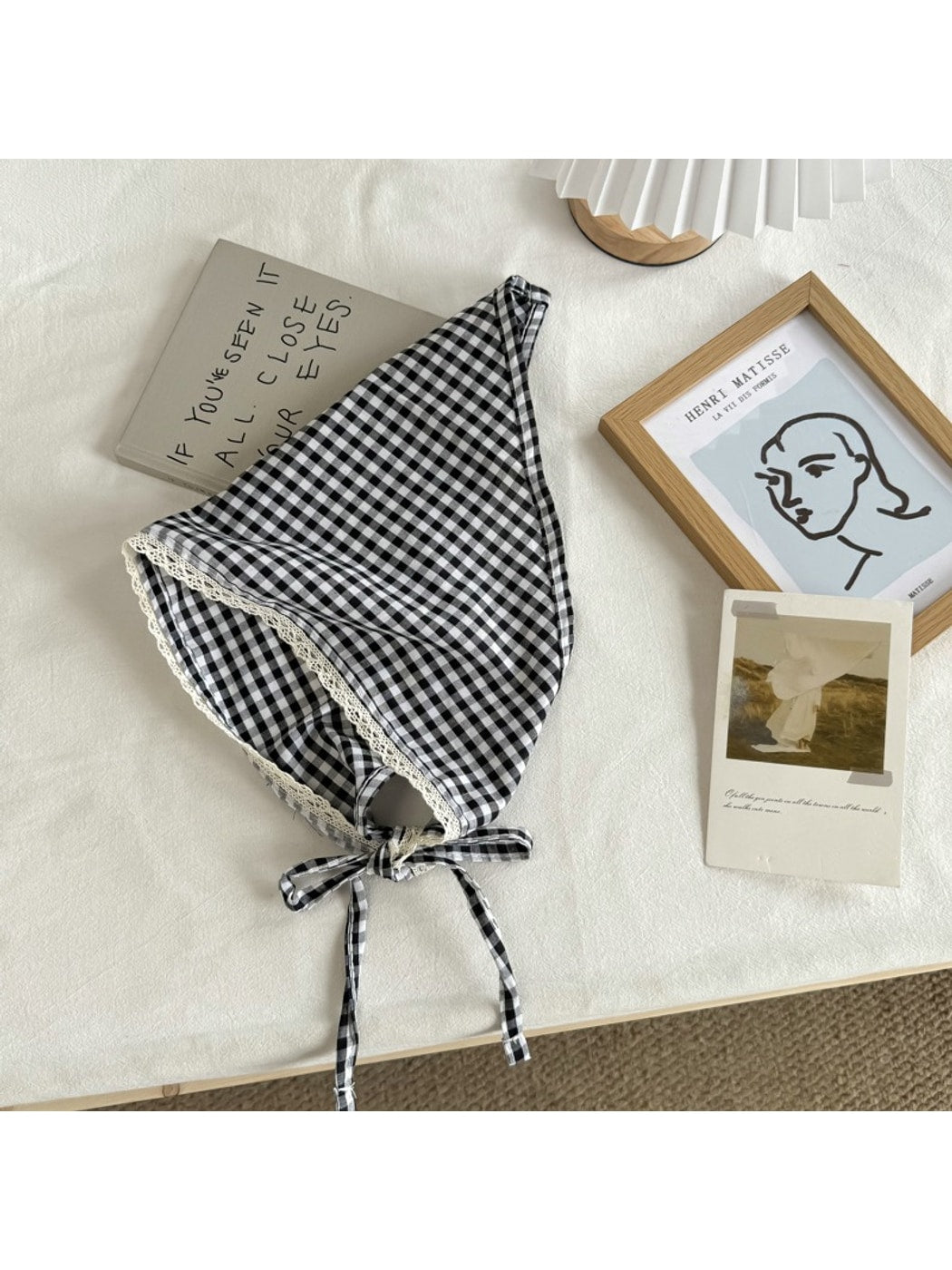 Scarvii - Gingham Lace Trim Triangle Bandana