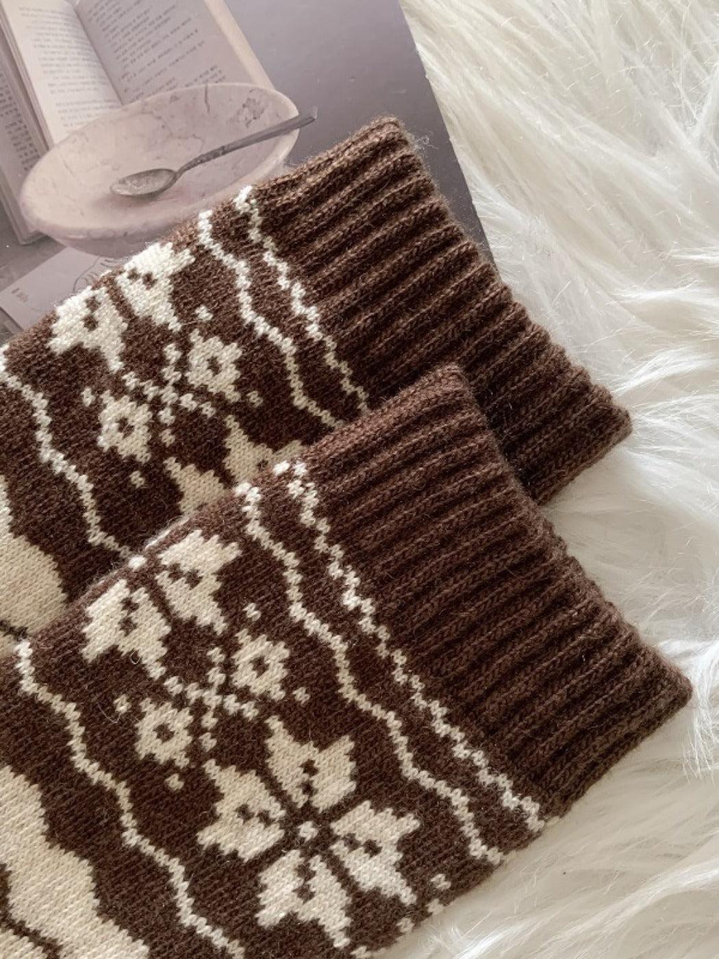 Rufia - Thickened Snowflake Patterned Mid-calf Socks