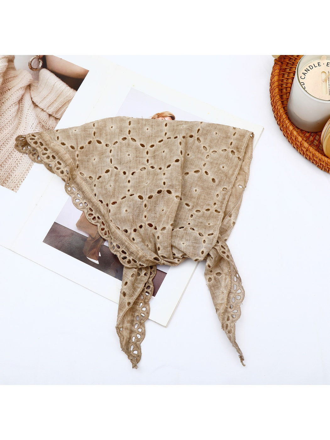Scarvii - Casual Hollow Out Triangle Bandana