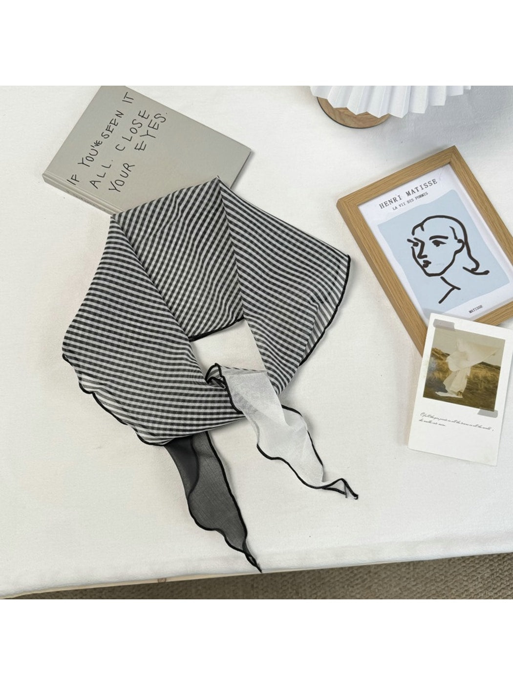 Scarvii - Minimal Striped Diamond-shaped Scarf