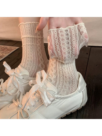 Rufia - Elegant Lace Hollow Ruffle Crew Socks