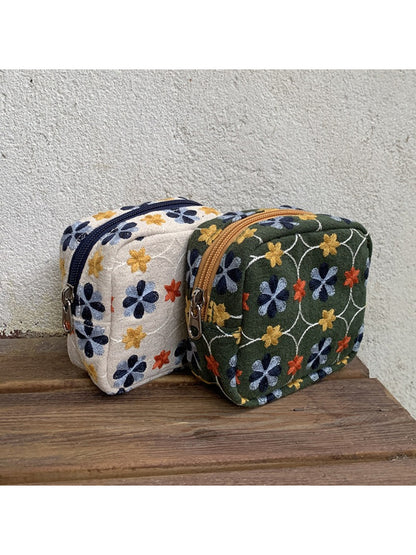 Cosbai - Retro Floral Square Pouch