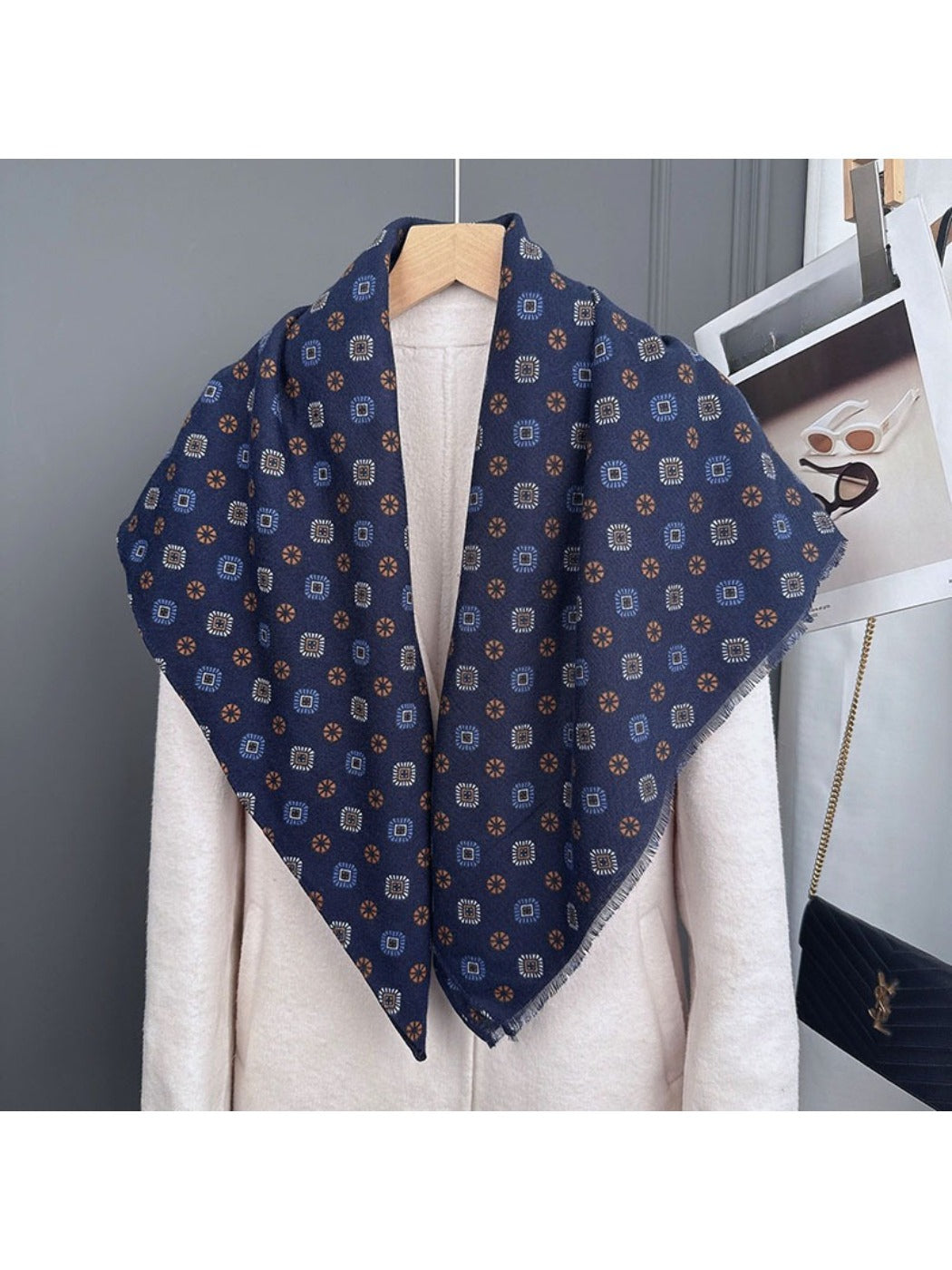 Scarvii - Vintage Geometric Pattern Scarf