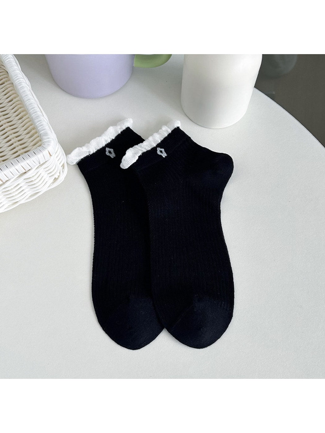 Rufia - Sweet Ruffle Trim Women's Ankle Socks
