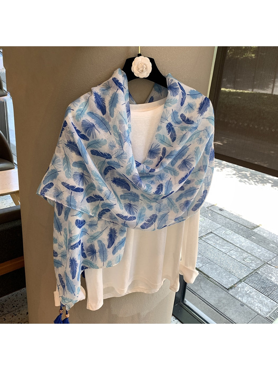 Scarvii - Blue Feather Pattern Layering Wrap Scarf