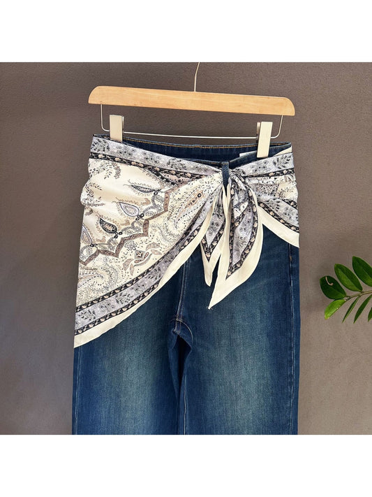 Scarvii - Muted Grey Vintage Print Triangle Bandana