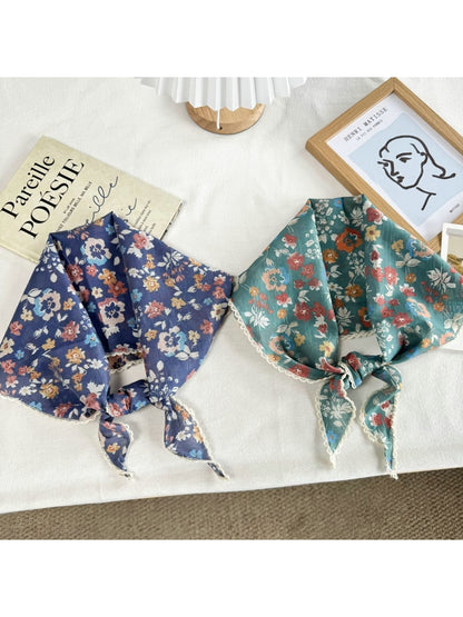 Scarvii - Lace Trim Floral Diamond Shaped Scarf