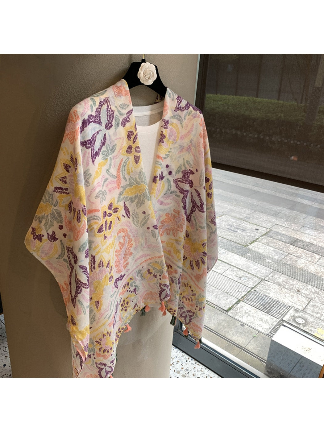 Scarvii - Paisley Print Tassel Trim Shawl Scarf