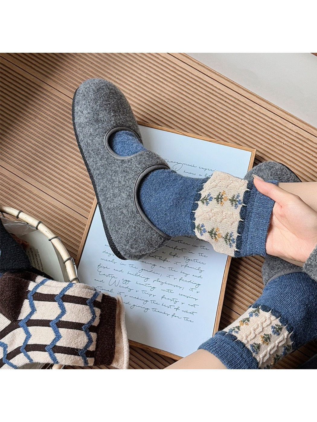 Rufia - Geometric Pattern Crew Socks