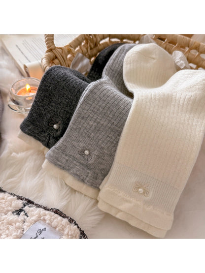 Rufia - Ribbed Bow Detail Socks
