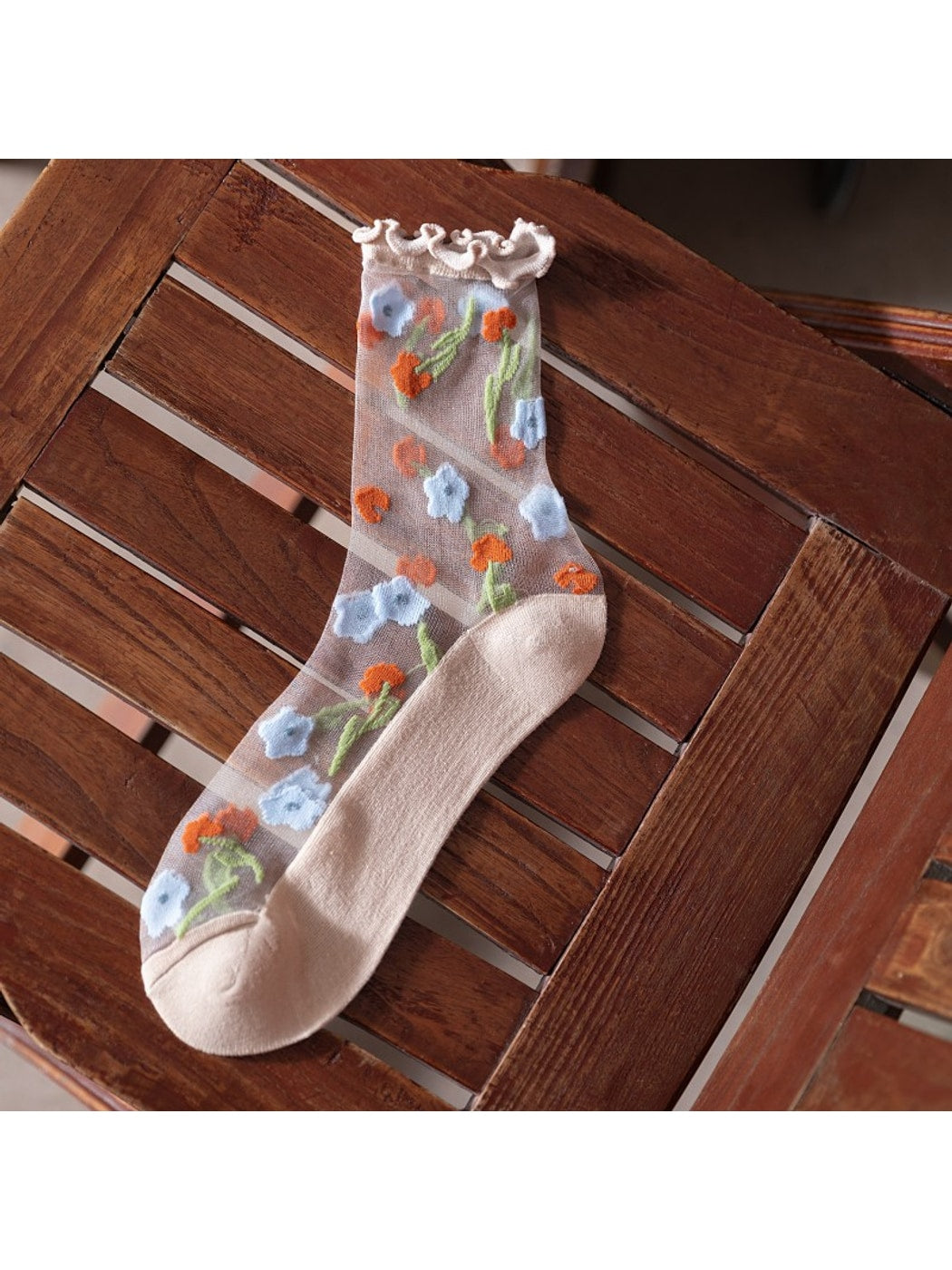Rufia - Elegant Floral Pattern Ruffled Trim Crew Socks