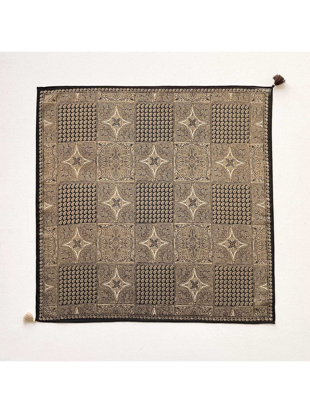 Scarvii - Star Print Retro Elegant Square Scarf
