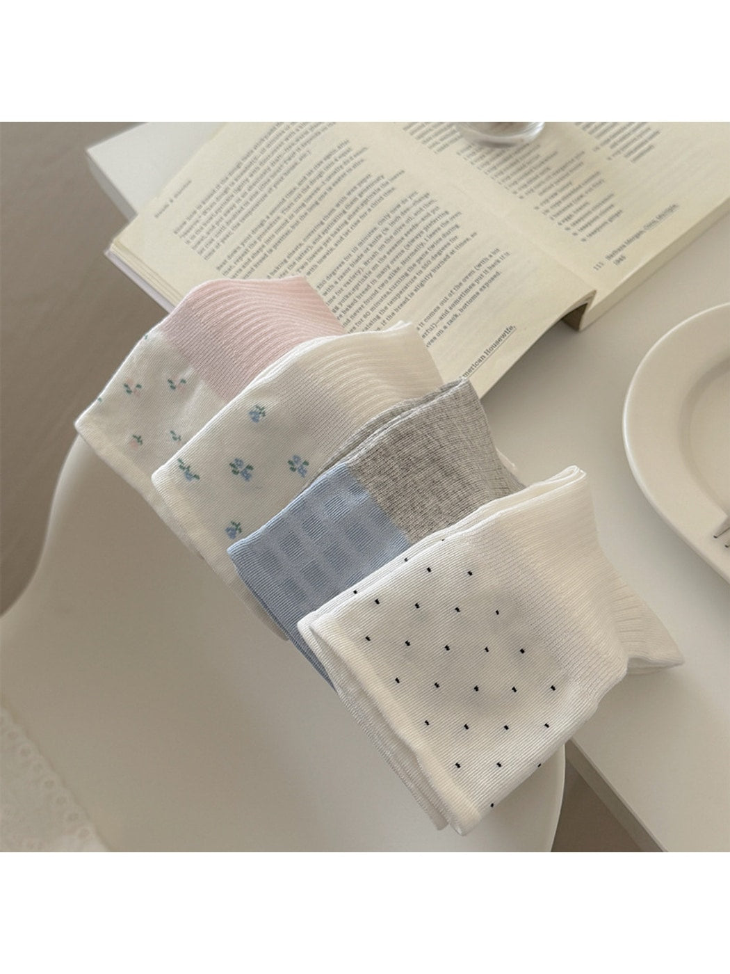 Rufia - Colorblock Style Cute Pattern Crew Socks