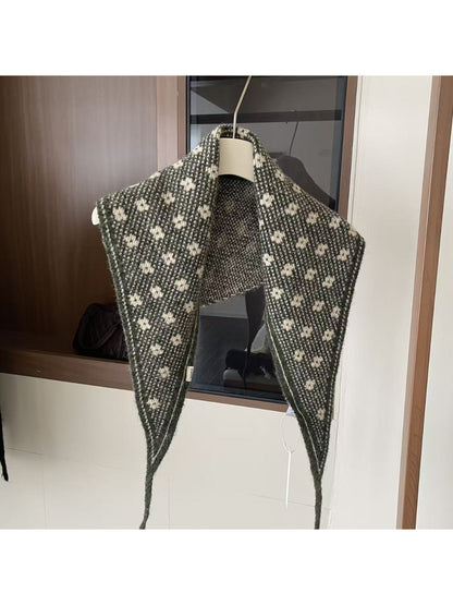 Scarvii - Mini Floral Triangle Knit Scarf