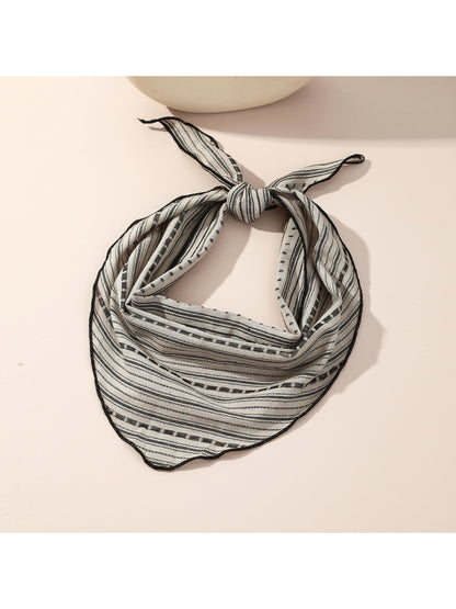Scarvii Stripe Pattern Triangle Scarf