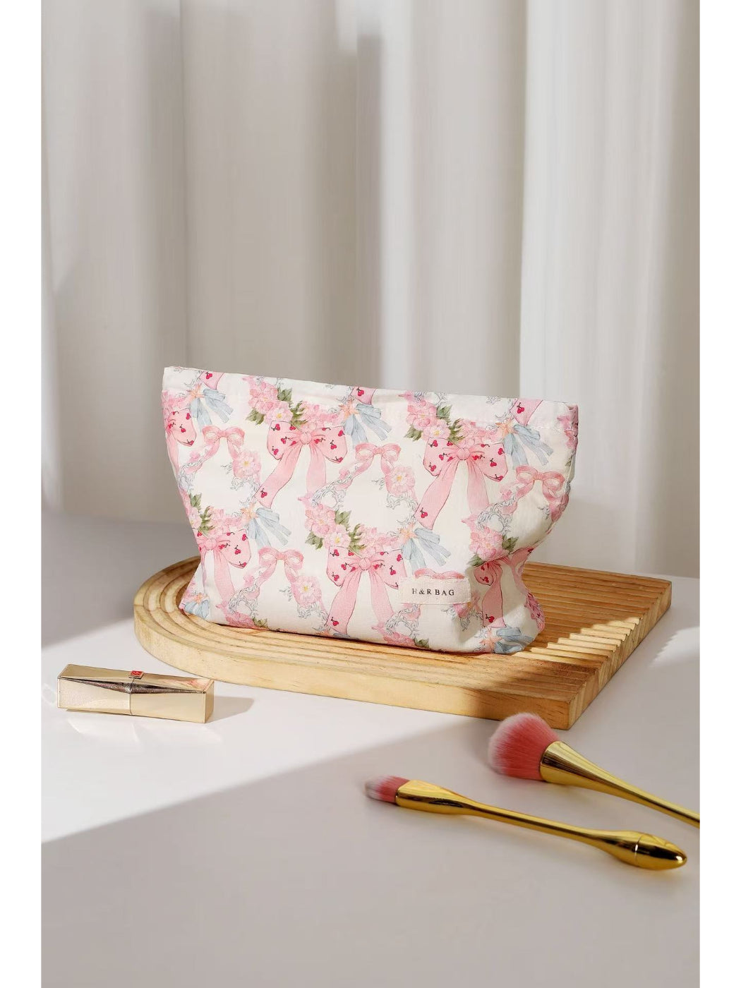 Cosbai - Bow Wreath Cosmetic Bag