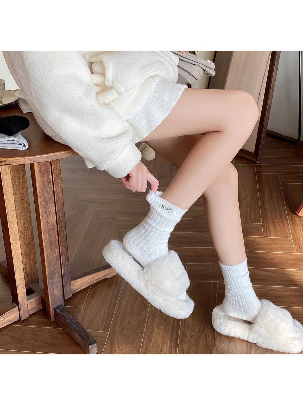 Rufia - Elegant Solid Ribbed Crew Casual Socks
