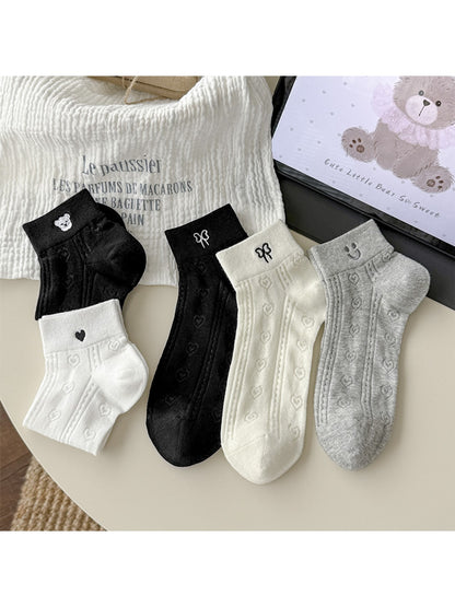 Rufia - Openwork Heart Motif Ankle Socks