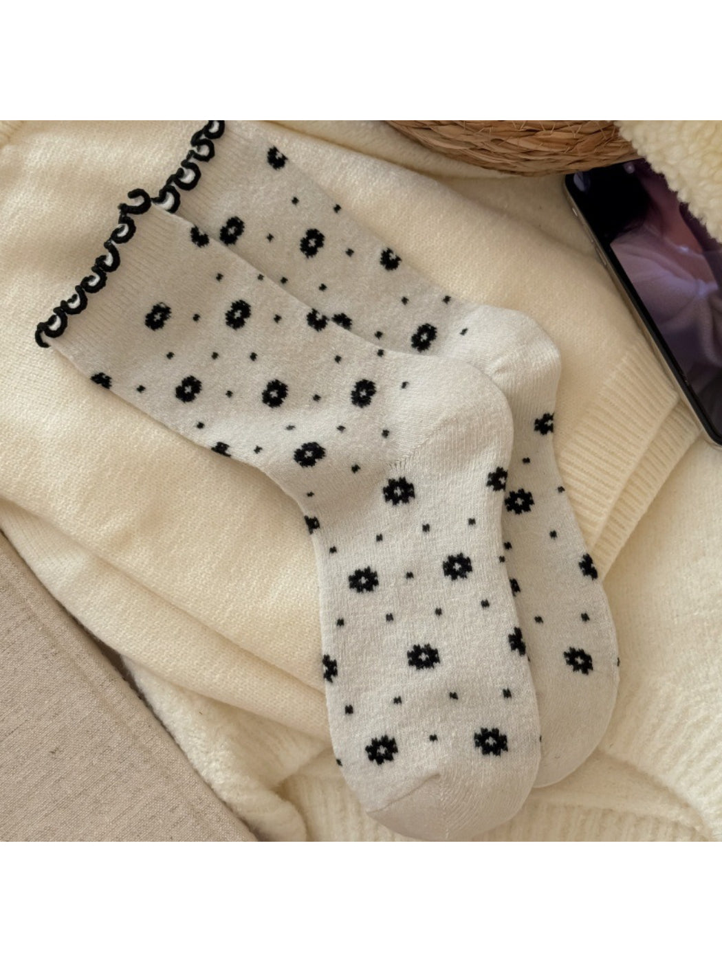 Rufia - Daisy Ruffle Crew Socks