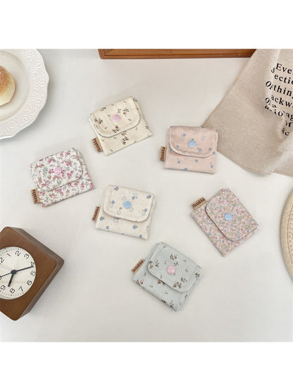 Close-up of Cosbai Floral Print Coin Pouch showing detailed floral pattern