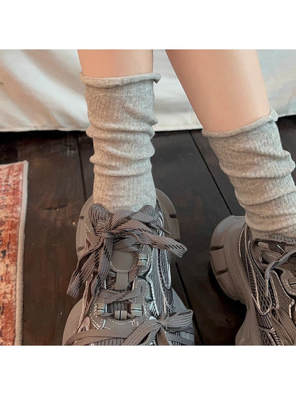 Rufia - Elegant Solid Color Rolled Edge Crew Socks